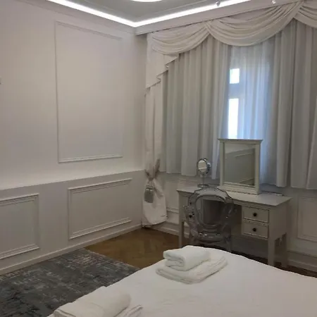Апартаменты City Centre